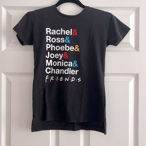 Girls Friends tshirt size 6/6X
